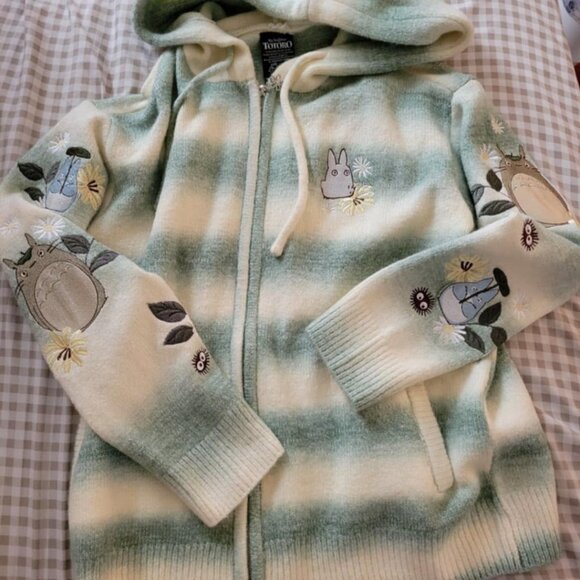 Her Universe Studio Ghibli My Neighbor Totoro Marled Stripe Girls Knit Hoodie - Picture 1 of 6